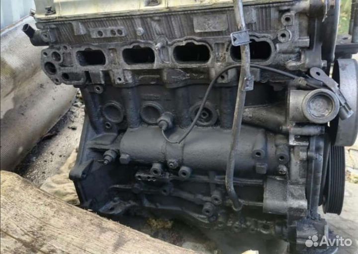 Двигатель митсубиси 2000г,1,8л