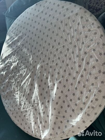 Простыни на резинке на круглую детскую кроватку