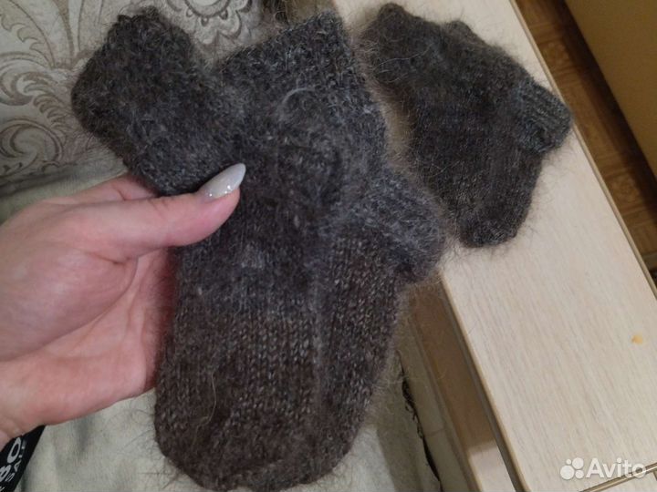 Носки из козьего пуха.Варежки,косынка,шаль