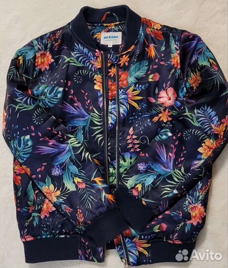 Куртка на девочку