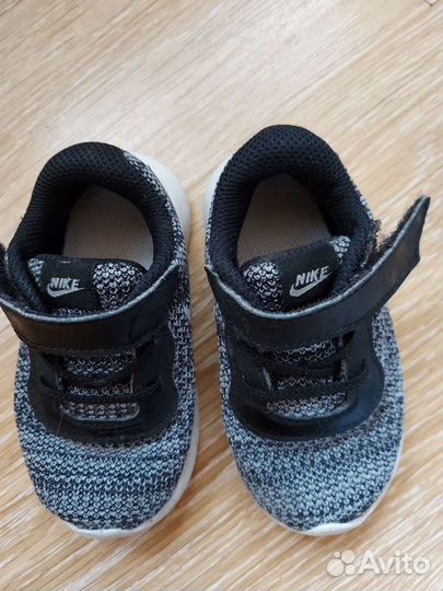 Кроссовки для девочки/мальчика