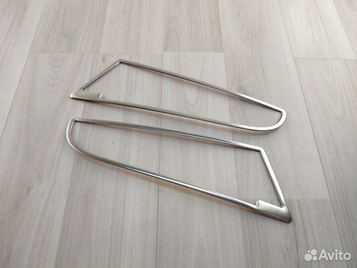 Окантовка нижних динамиков Skoda Kodiaq 2016-нв