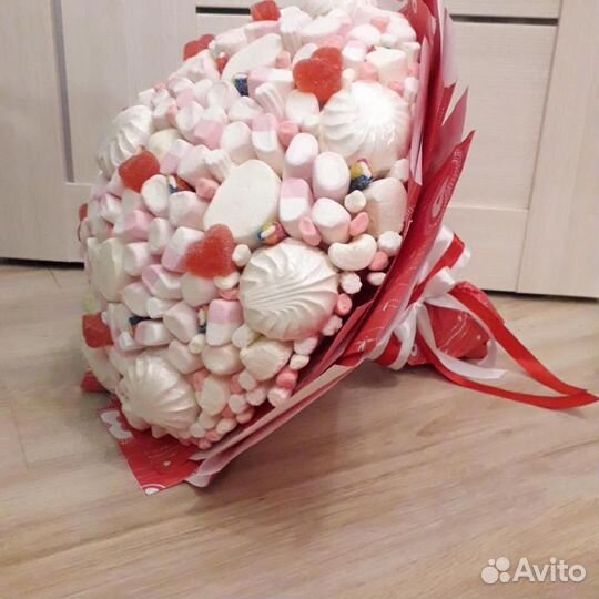 Подарки из сладостей