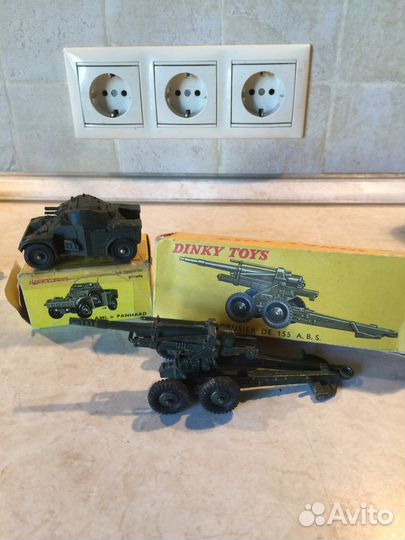 Dinky toys военные