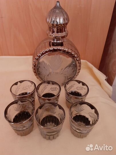 Подарочный набор Графин и 6 стопок