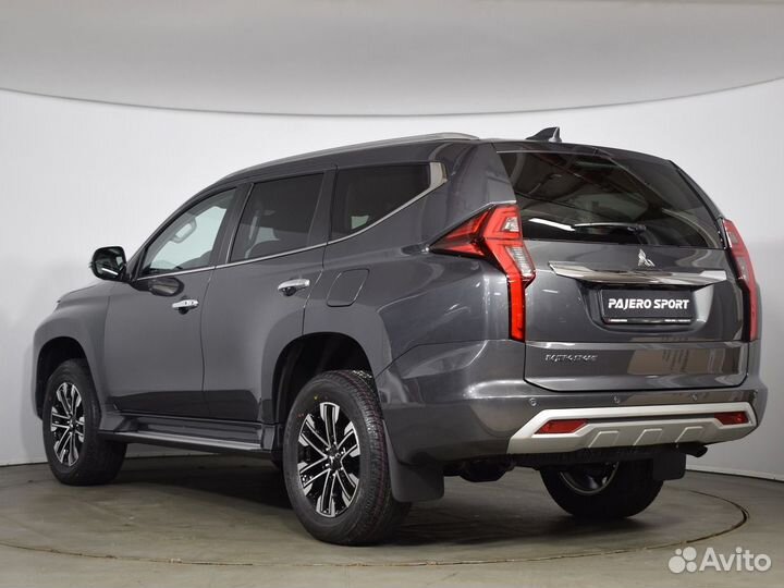 Mitsubishi Pajero Sport 2.4 AT, 2022
