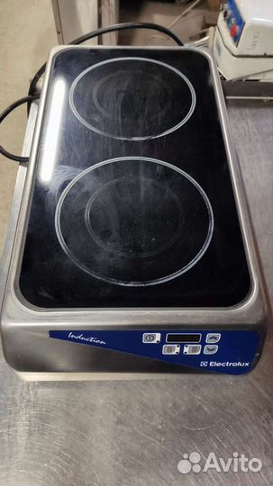 Индукционная плита Electrolux