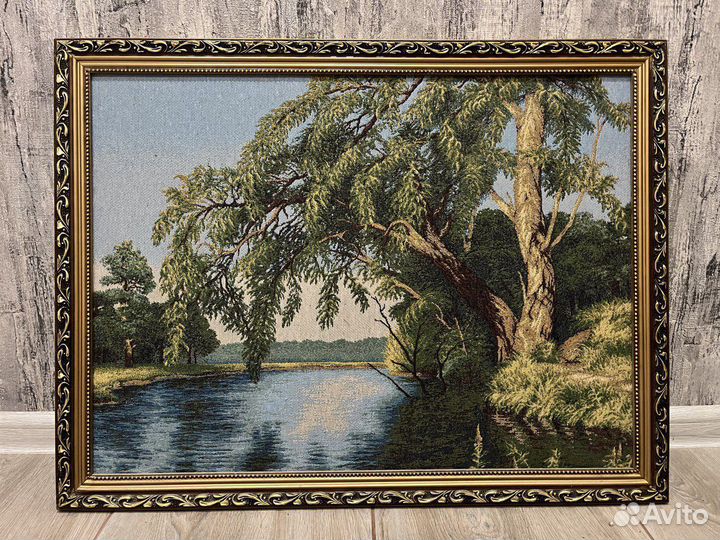 Картина в раме гобелен