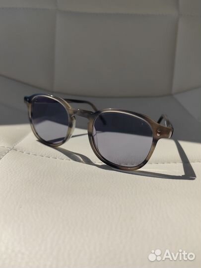 Солнцезащитные очки