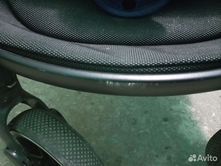 Коляска прогулочная