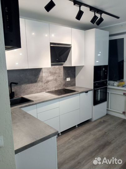 Кухонный гарнитур угловой новый