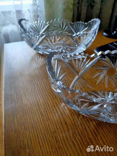 Хрустальная ваза