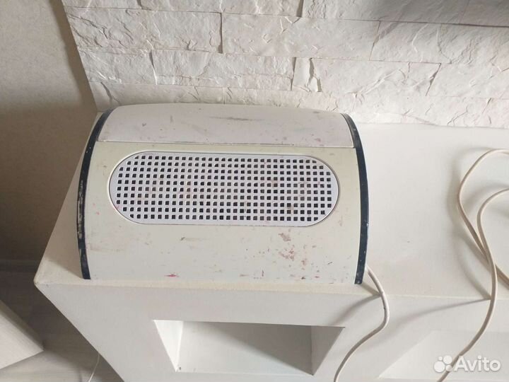 Маникюрный пылесос