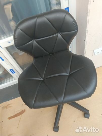 Косметологическое кресло