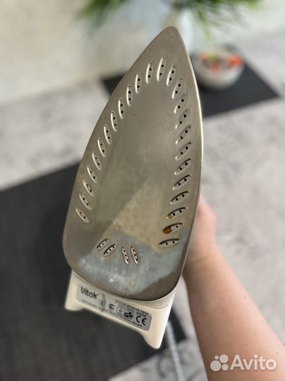 Утюг Vitek