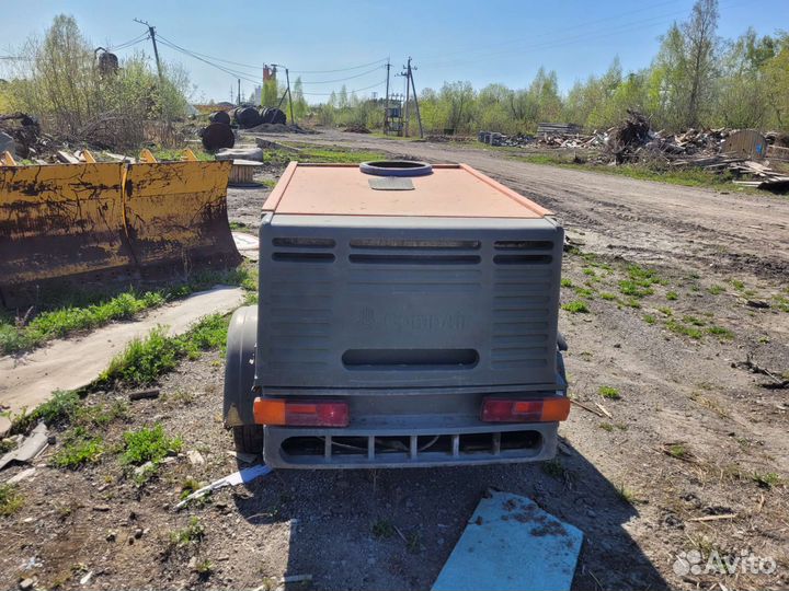 Компрессор воздушный дизельный CompAir DS 40