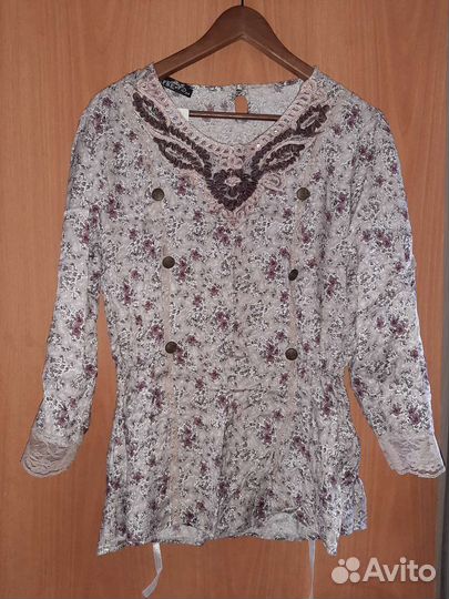 Блузка женская новая 46