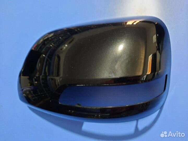 Крышка зеркала заднего вида левая Тoyota Land