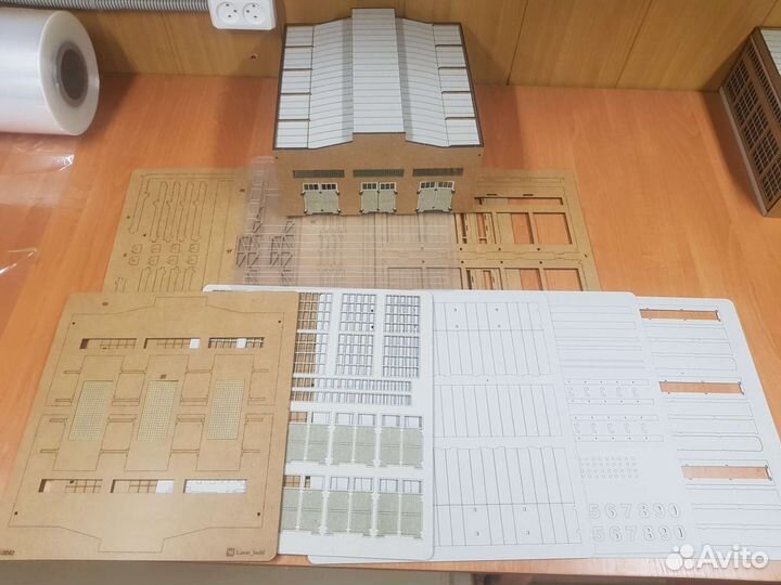 Трехстойловое депо. Кит набор для сборки. 1/87