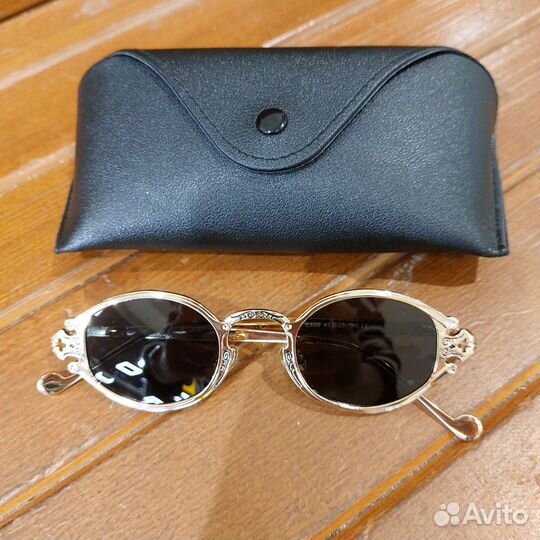 Солнцезащитные очки