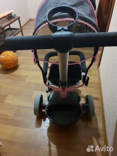 Детский велосипед трехколесный с ручкой