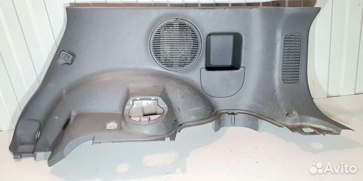 Обшивка багажника правая Honda C-RV 1