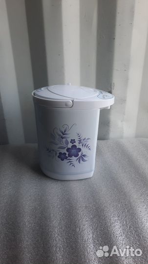 Термопот Starwind STP3402 3.8л. 800Вт белый/голубо