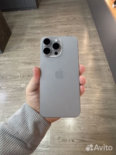 iPhone 15 Pro, 256 ГБ