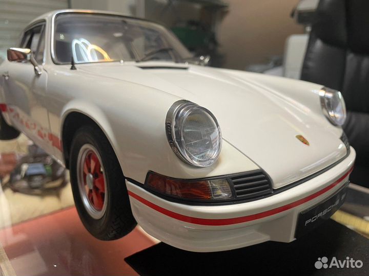 Модель Porsche 911 Carrera RS 2.7 1972 Altaya 1:8