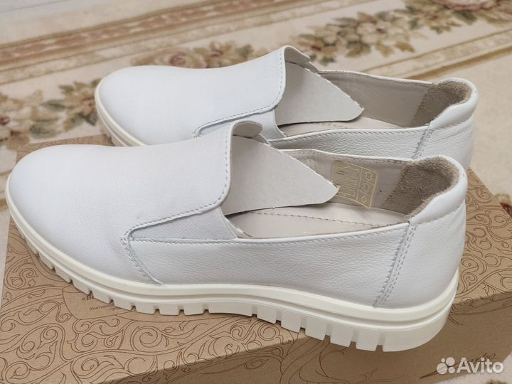 Слипоны женские 39 размер