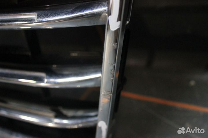 Решетка радиатора - Audi A8 4H