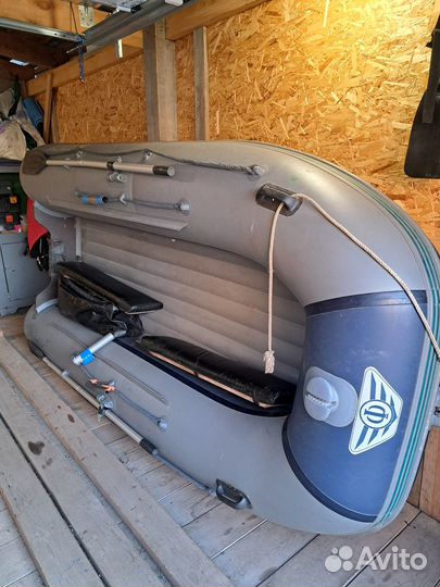 Лодка с мотором