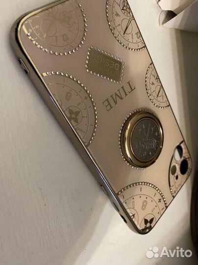 Чехол на iPhone 11