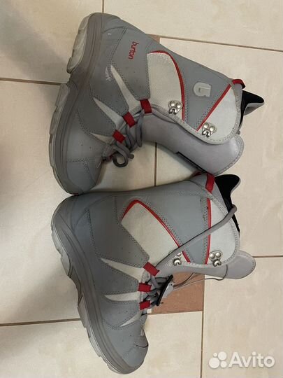 Сноубордические ботинки burton