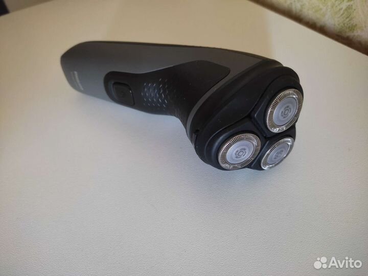 Бритва электрическая philips Shaver 1000