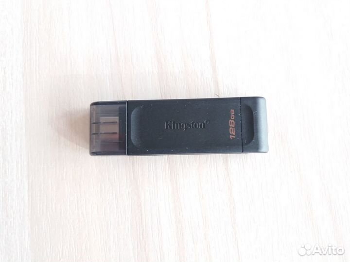 Флешка 128 GB kingston USB-C неиспользованная