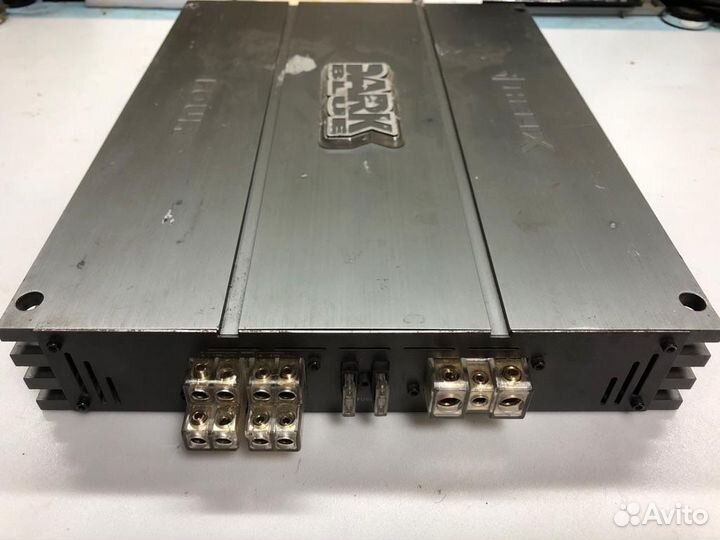 Автомобильный усилитель helix dark blue 4 канала