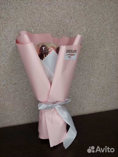 Шоколадный букет,микс цветов