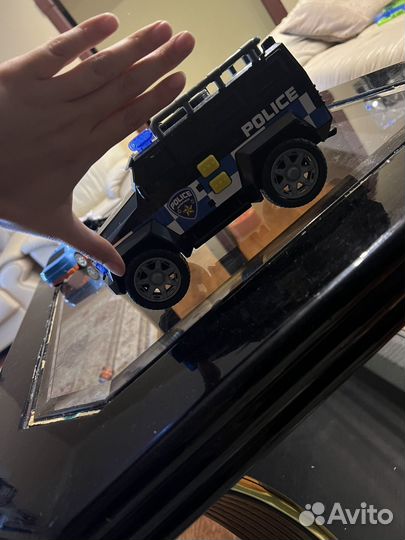 Полицейская машинка