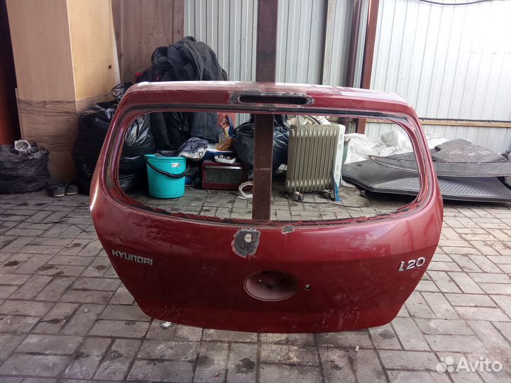 Крышка багажника хундай ай 20