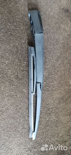 Поводок стеклоочистителя задний Kia Rio X-line