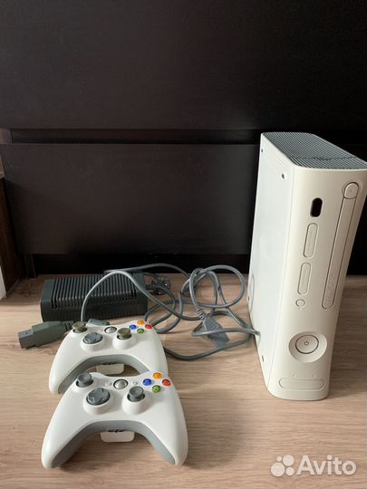 Приставка Xbox 360 с прошивкой и играми