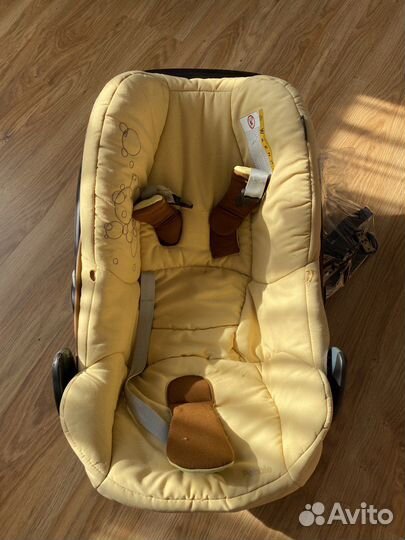 Автомобильное детское кресло maxi cosi 3 в 1