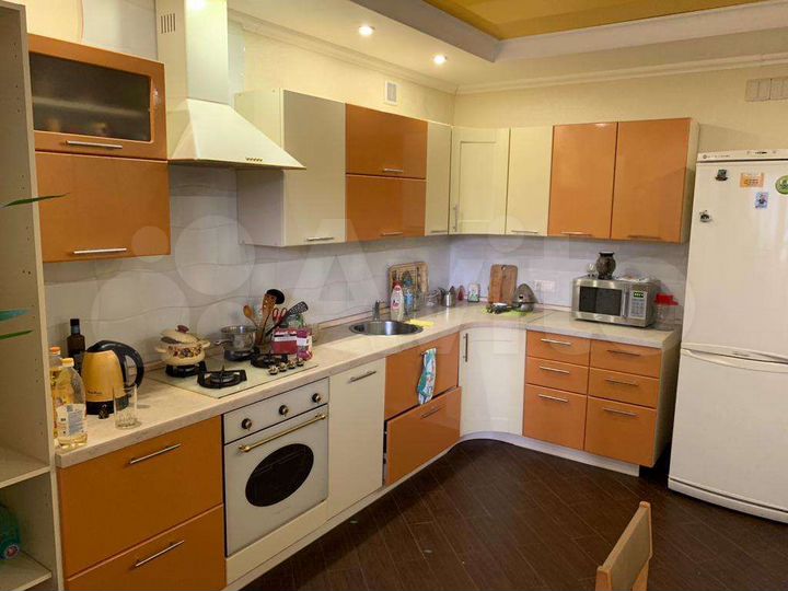 2-к. квартира, 80 м², 2/7 эт.