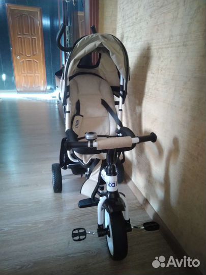 Детский велосипед с ручкой новый