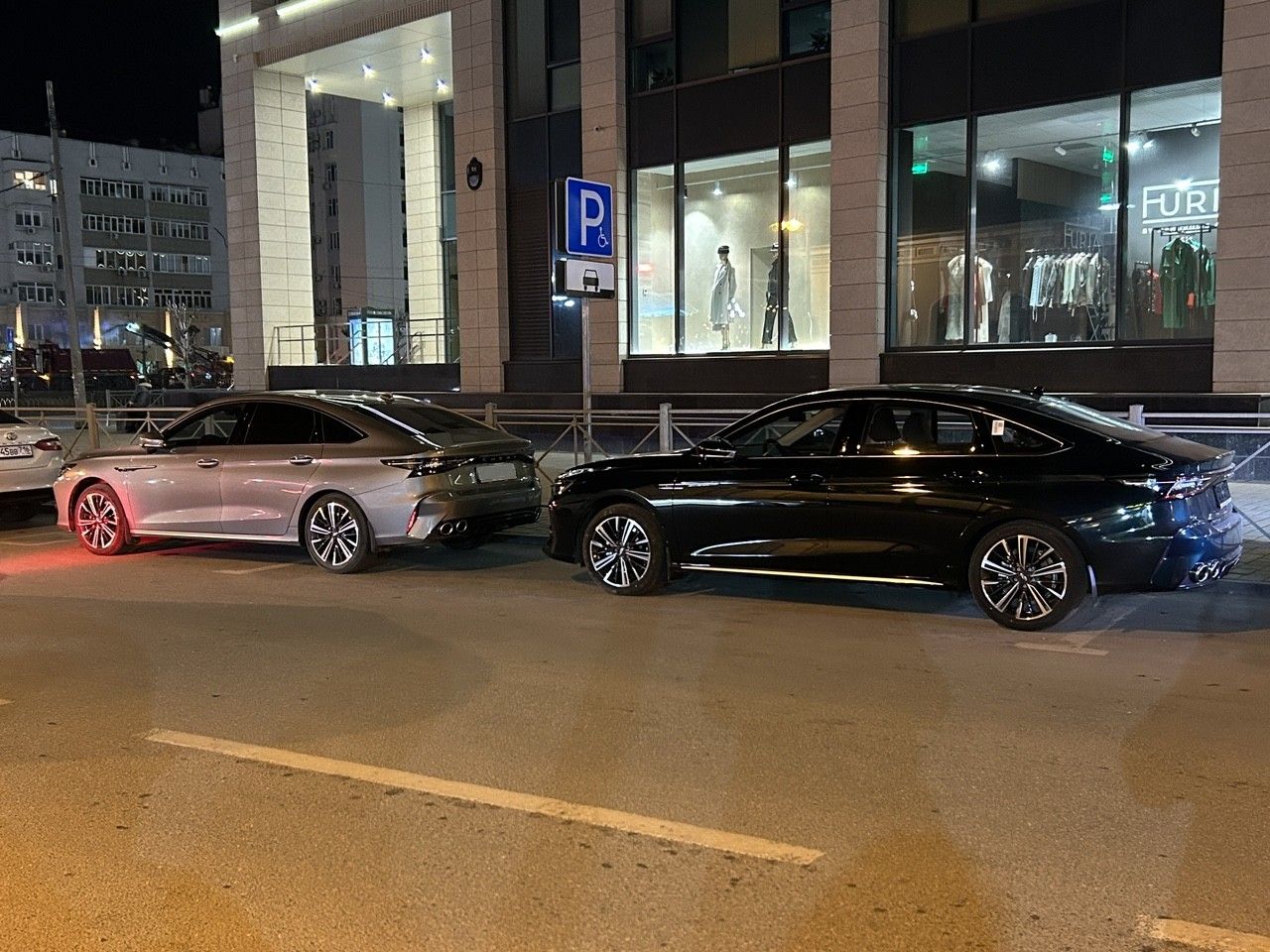 Chery Arrizo 8: фото владельца