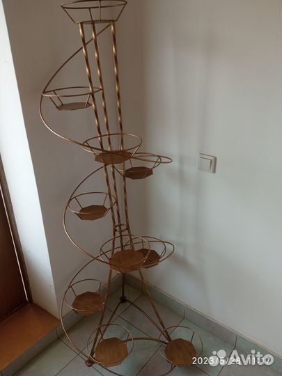 Подставка для цветов на 10 горшков,цвет.бронзовый