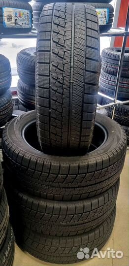Bridgestone Blizzak VRX 215/55 R17 94S