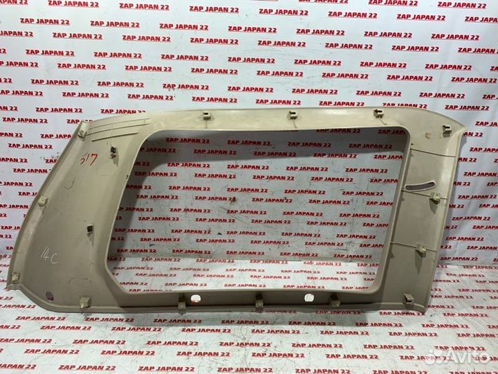 Обшивка багажника правая Mitsubishi Challenger K99