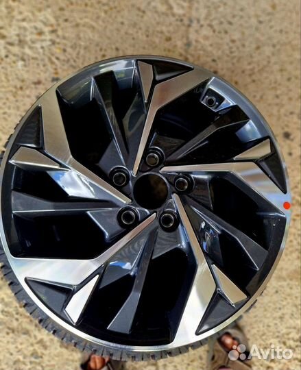 Оригинальные литые диски Hyundai R17